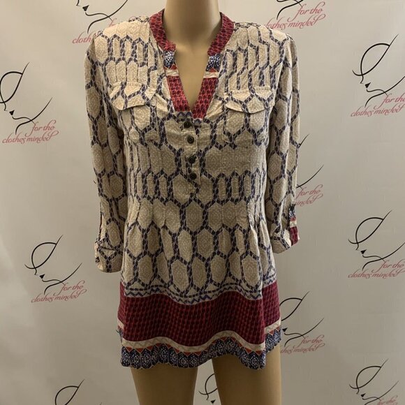 New Directions. Size M. Rayon 3/4 Sleeve. Border Print. 1/2 Button Up. B64 - Picture 1 of 6